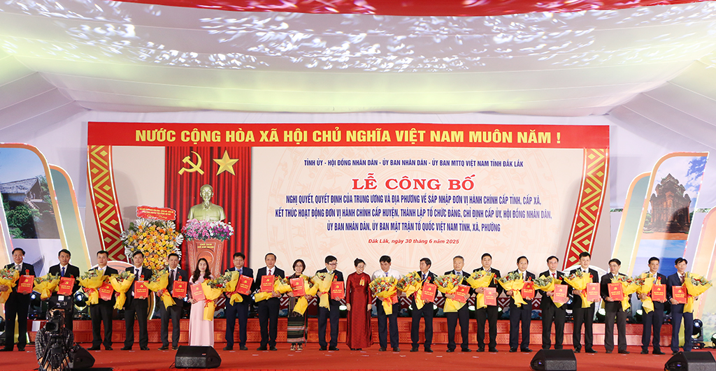 cong bo 8